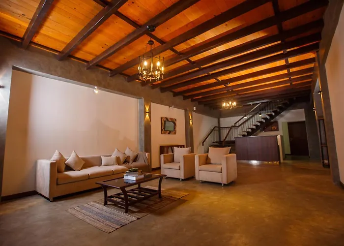 Pekoe Lodge